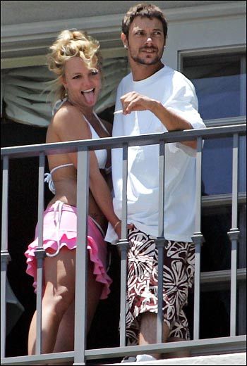 britney spears and kevin sex Teen fucked in bath